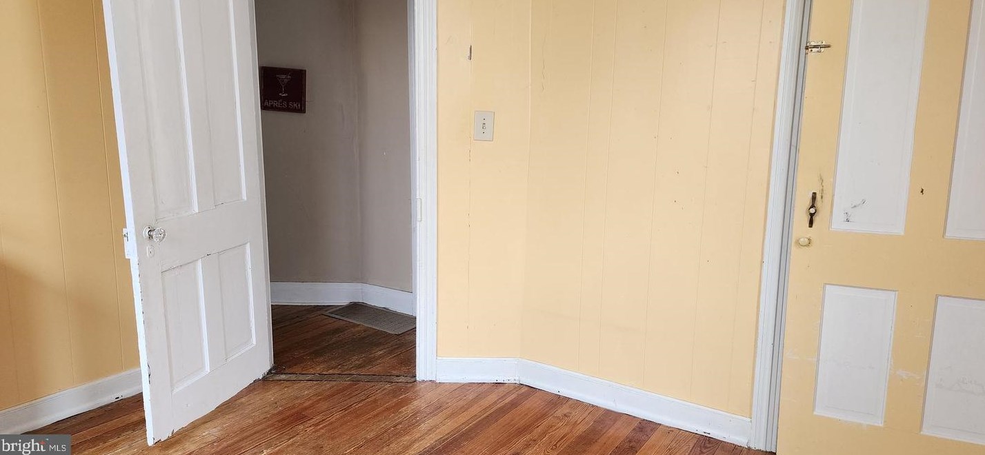 706 John St, Martinsburg WV  25401-2204 exterior