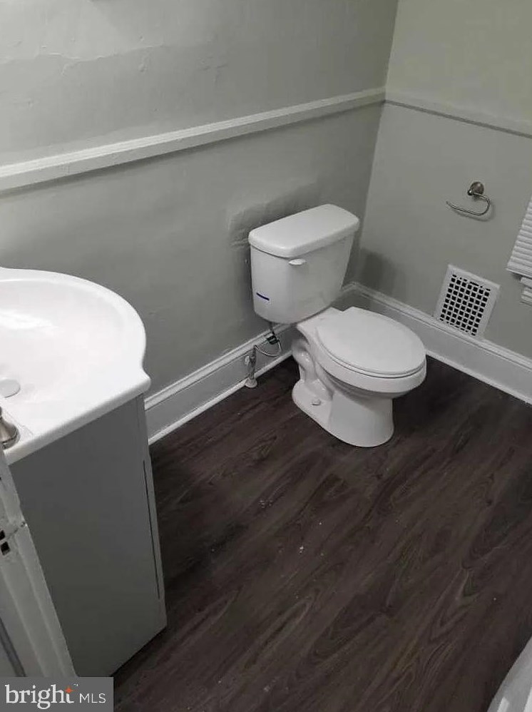 727 King St, Martinsburg WV 25401-2027 exterior