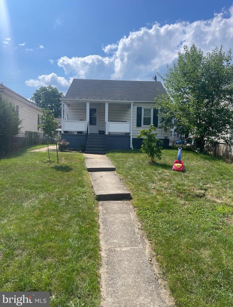 324 Tennessee Ave, Martinsburg WV  25401-2438 exterior