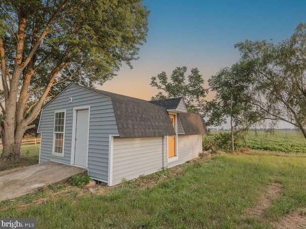 3962 Golf Course Rd, Martinsburg WV 25405-5640 exterior