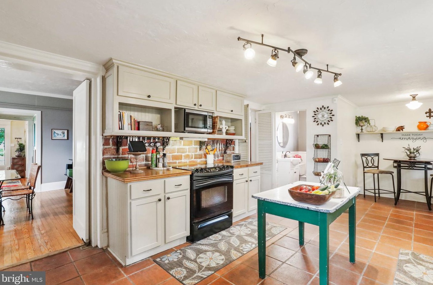 110 Tennessee Ave, Martinsburg WV 25401-2333 exterior