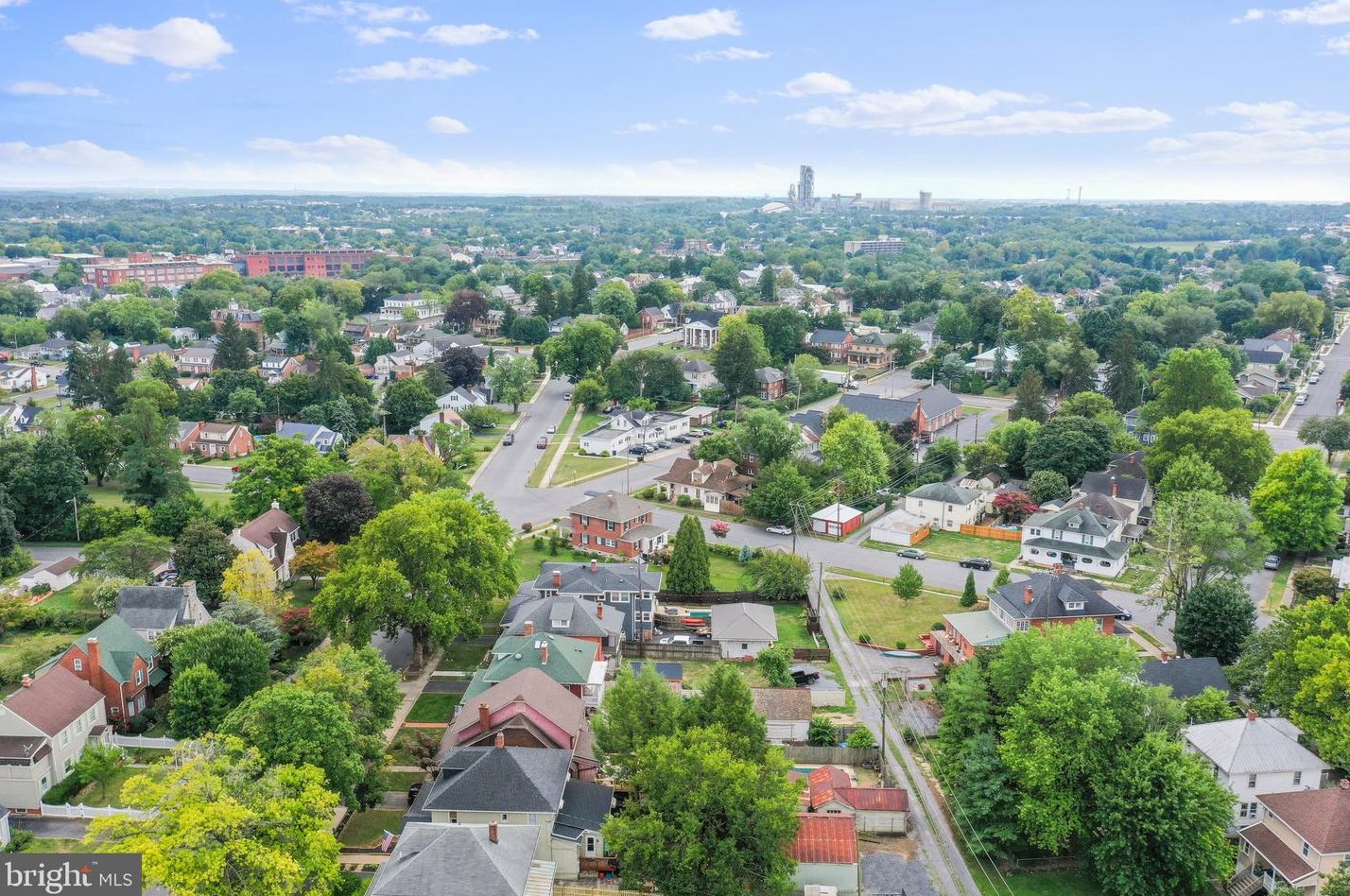 110 Tennessee Ave, Martinsburg WV 25401-2333 exterior