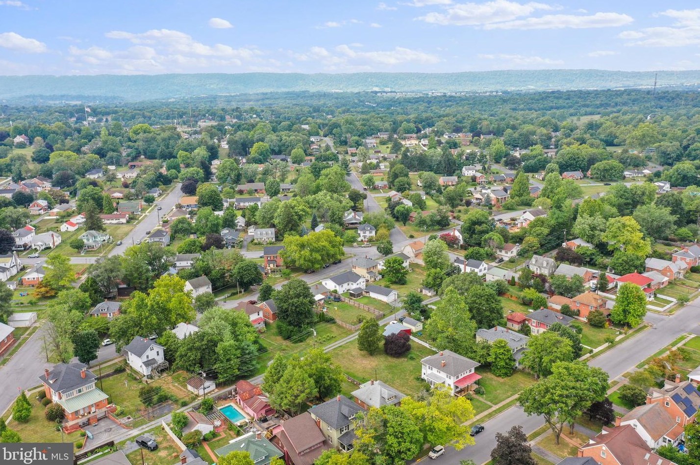 110 Tennessee Ave, Martinsburg WV 25401-2333 exterior