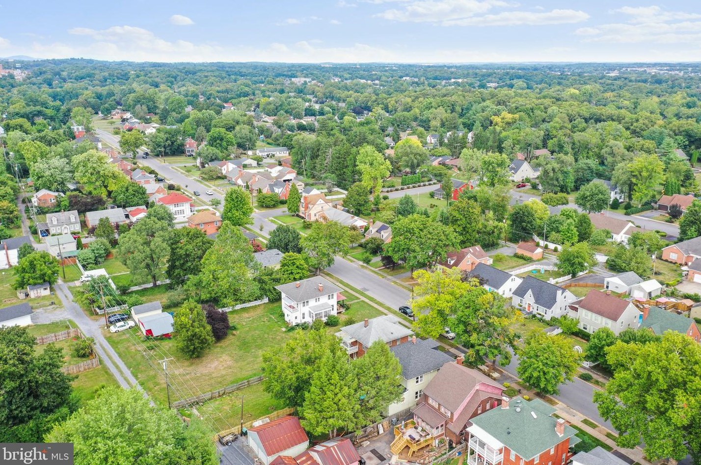 110 Tennessee Ave, Martinsburg WV 25401-2333 exterior