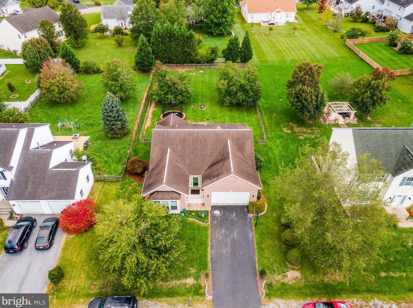 207 Caledonia Dr, Martinsburg WV  25405-5743 exterior