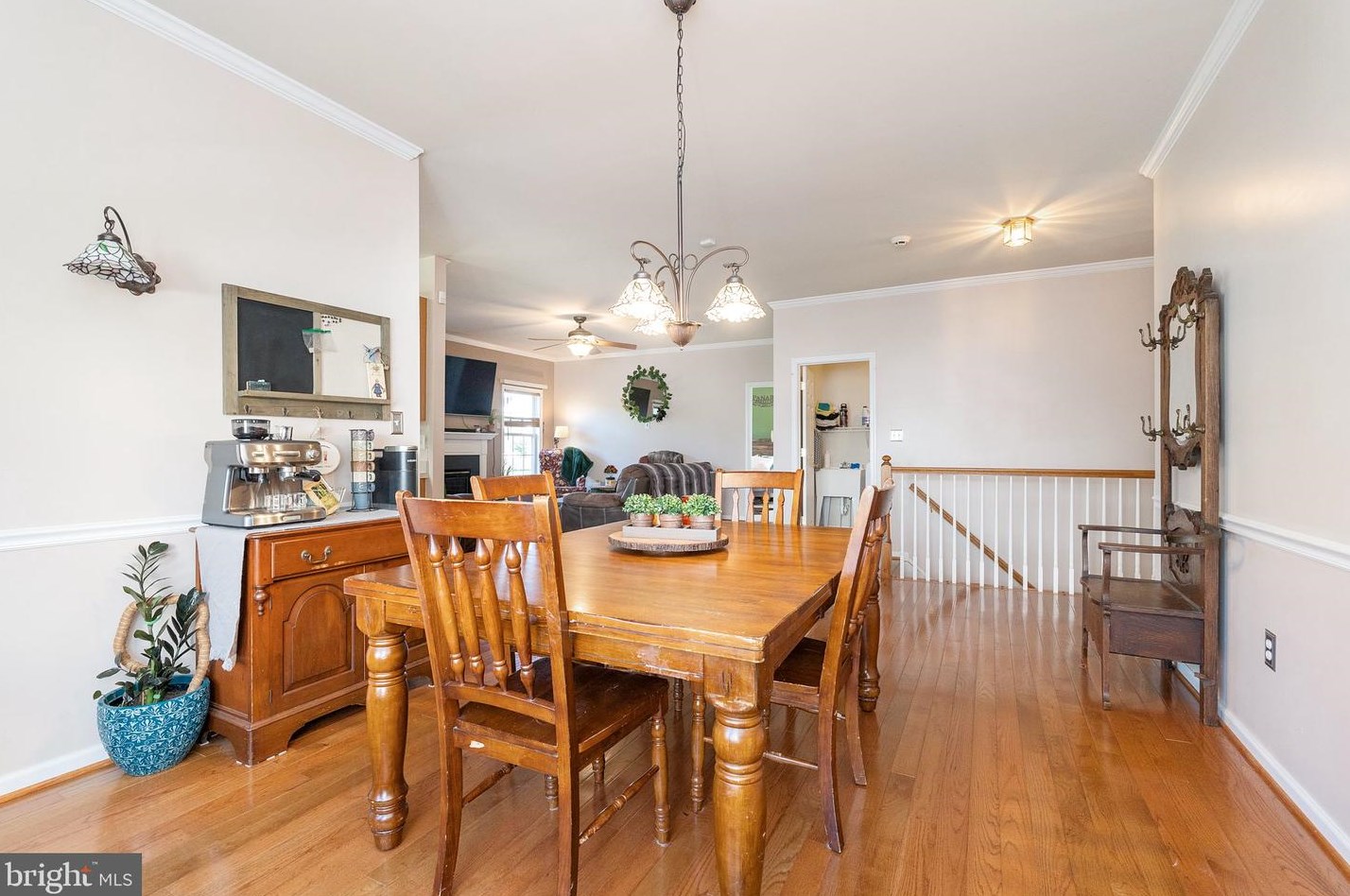 207 Caledonia Dr, Martinsburg WV  25405-5743 exterior