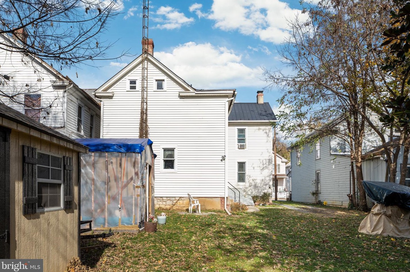 515 Stephen St, Martinsburg WV  25401-2627 exterior