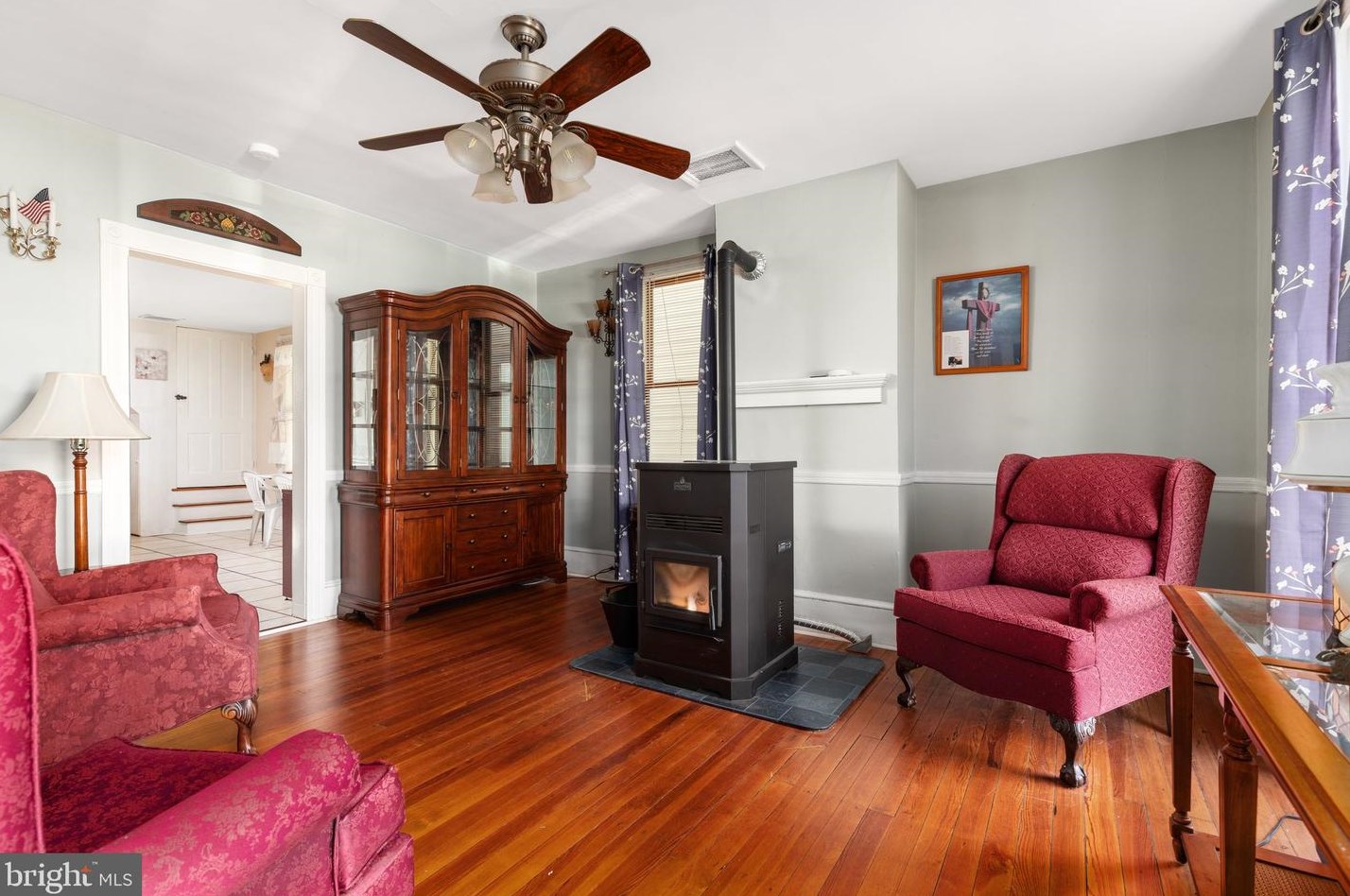 515 Stephen St, Martinsburg WV  25401-2627 exterior