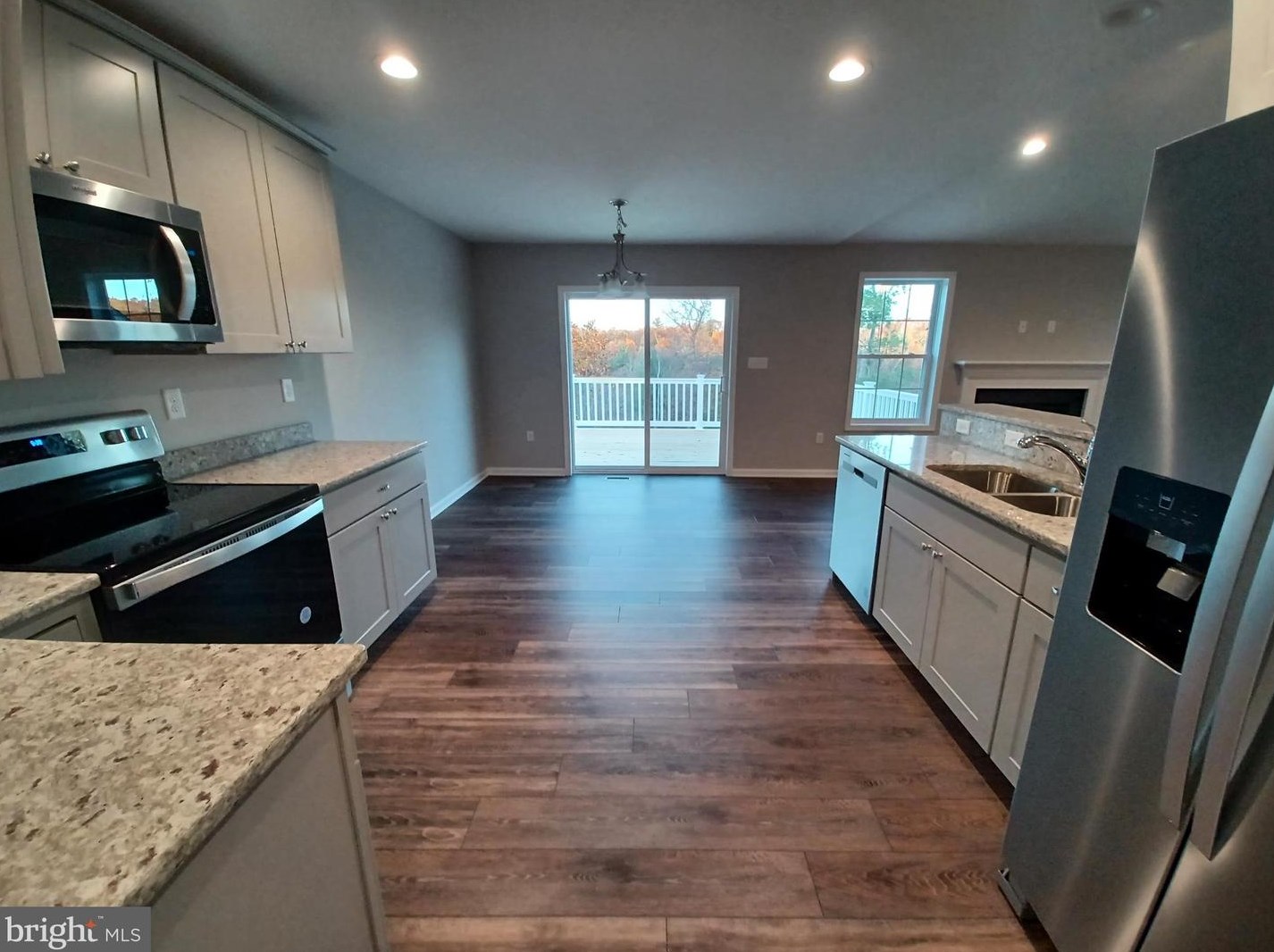 846 Basin Dr, Inwood WV 25428-3214 exterior