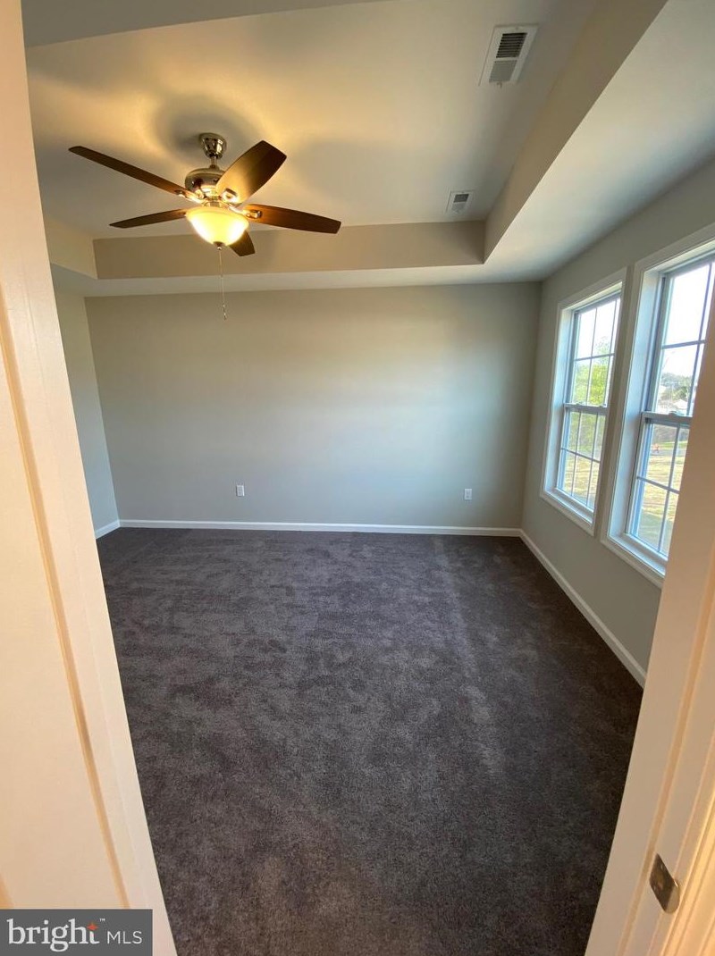 892 Basin Dr, Inwood WV 25428-3214 exterior