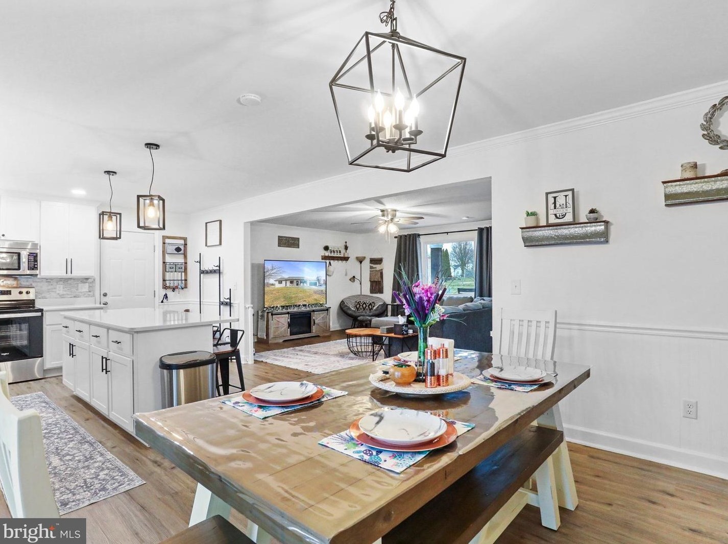 433 Mimosa Dr, Martinsburg WV  25404-0645 exterior