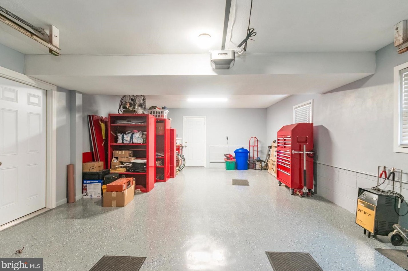 108 Rosewood Dr, Martinsburg WV  25401-2840 exterior