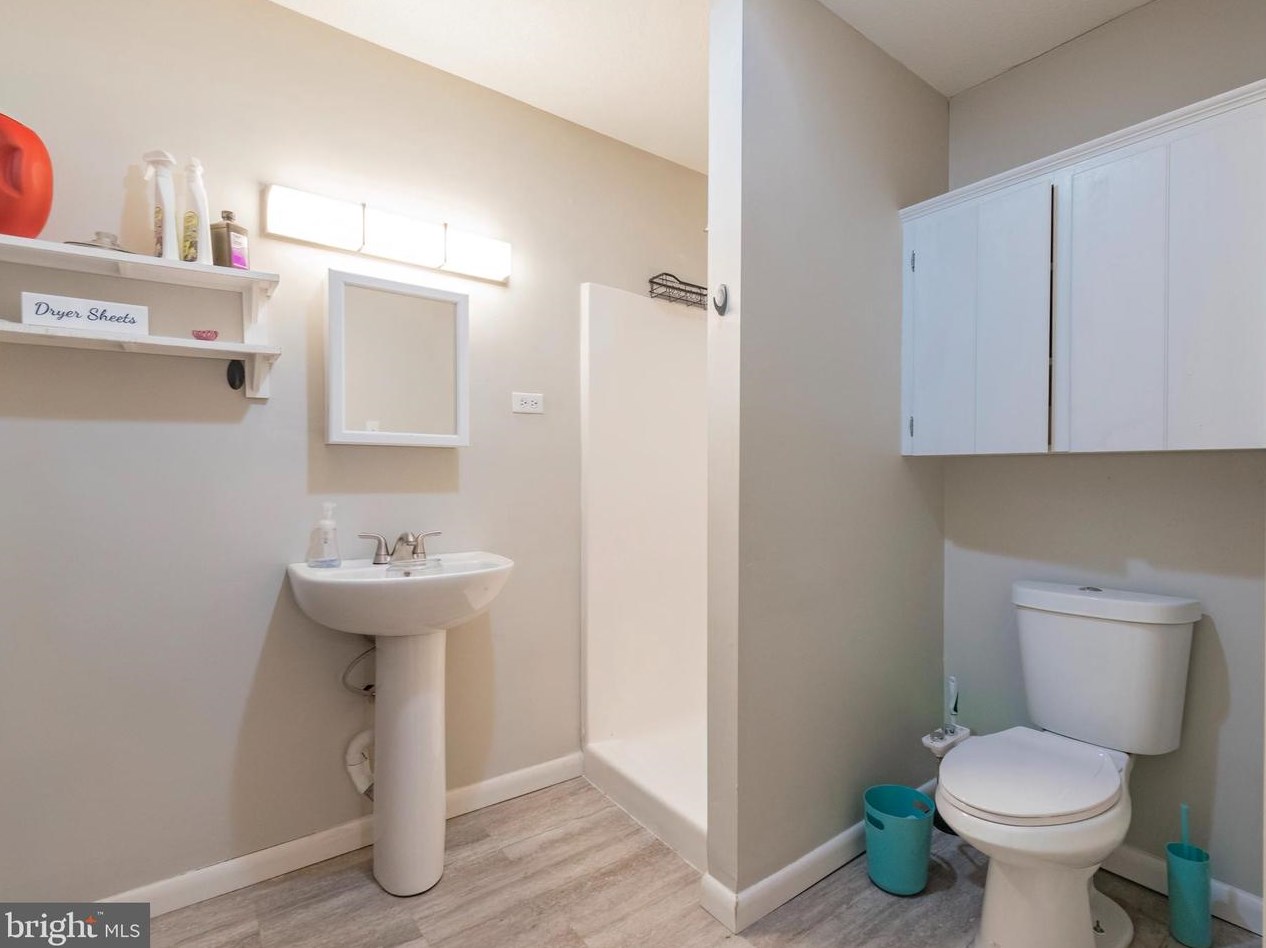 108 Rosewood Dr, Martinsburg WV  25401-2840 exterior