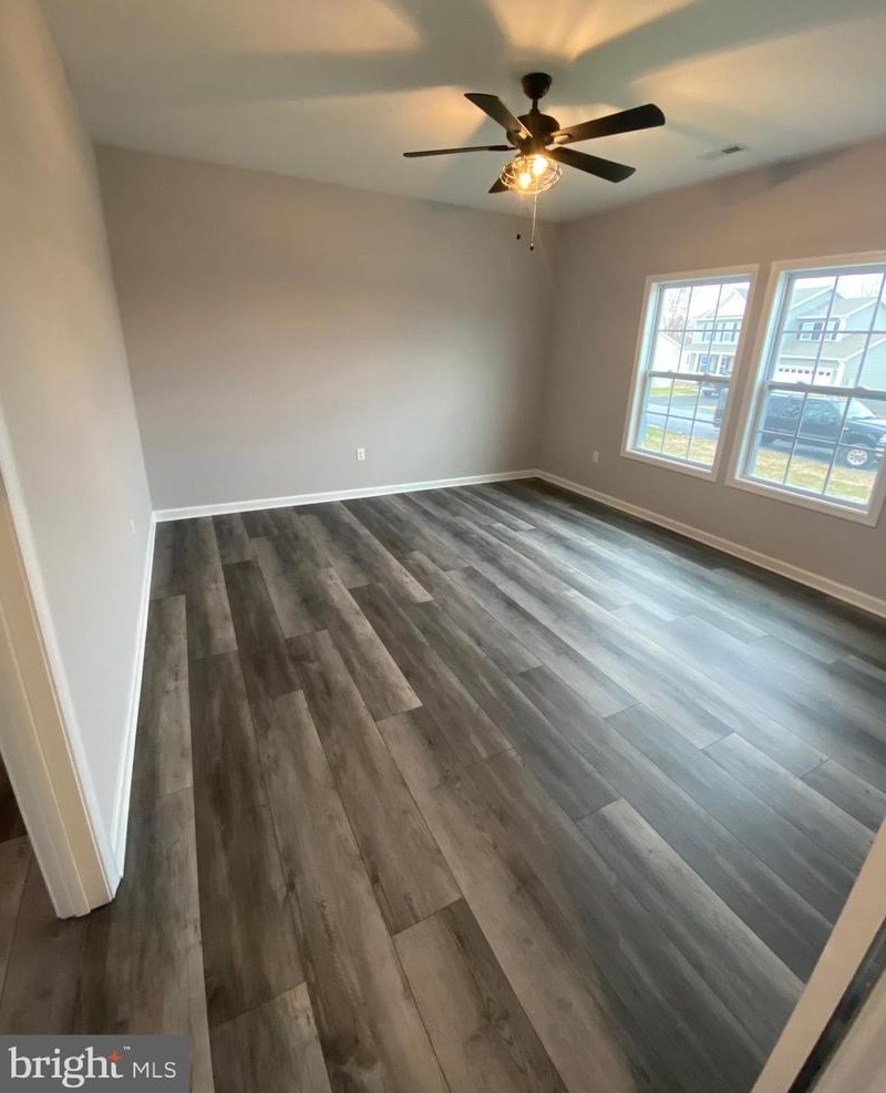 752 Basin Dr, Inwood WV 25428-3209 exterior