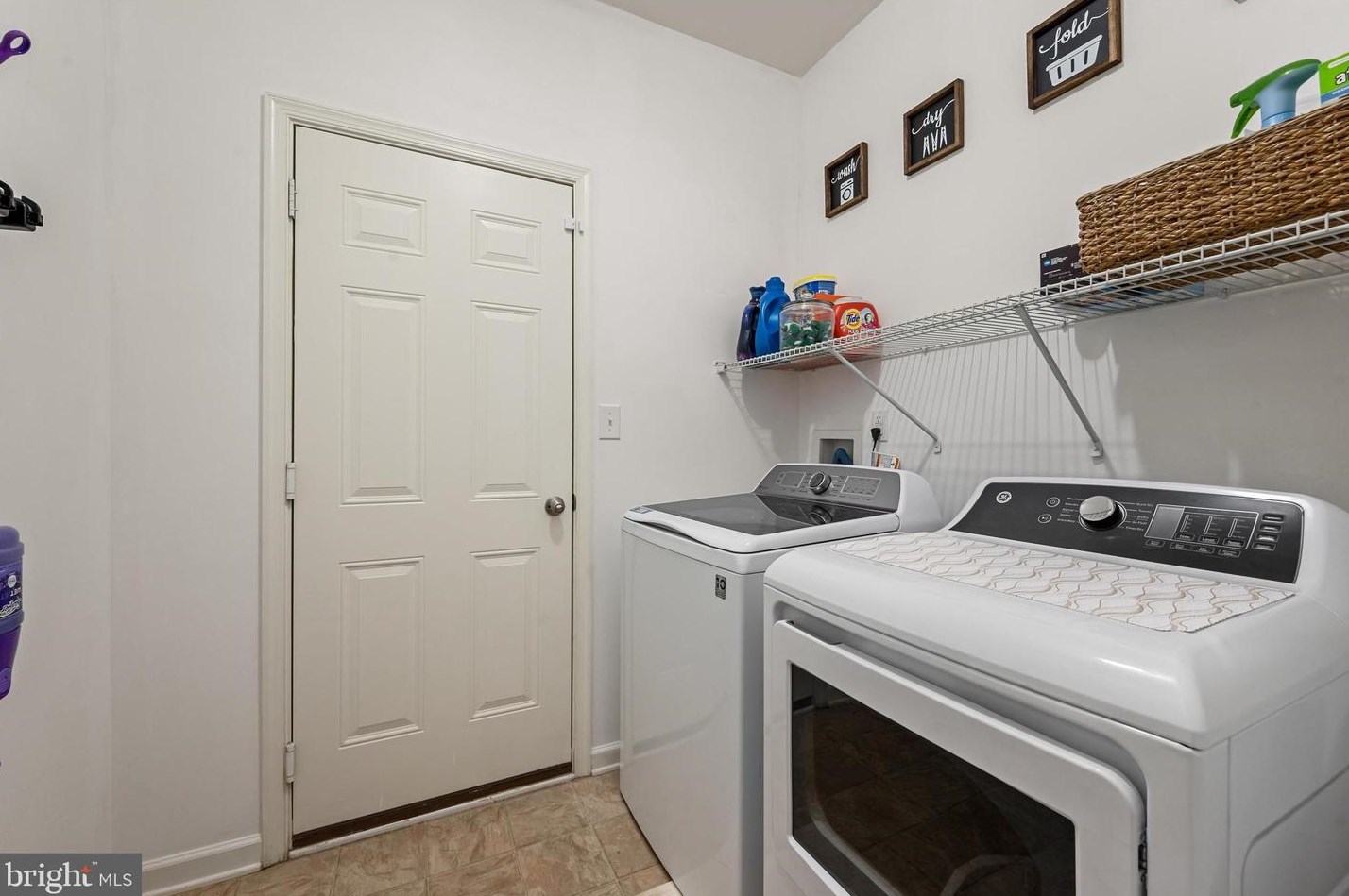 283 Ticonderoga Dr, Martinsburg WV 25430 exterior