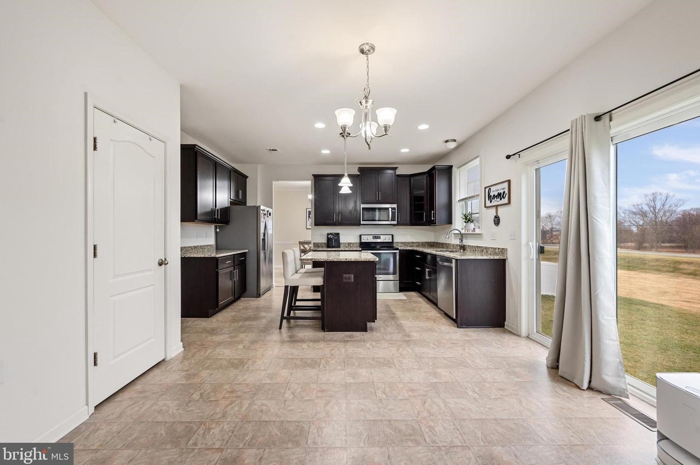 283 Ticonderoga Dr, Martinsburg WV 25430 exterior