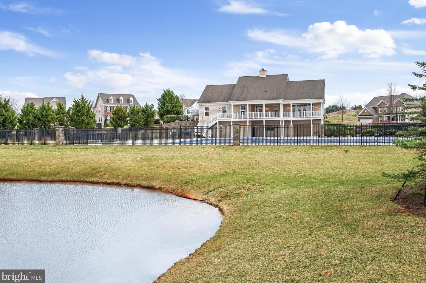 208 Station Ter, Martinsburg WV  25403-4006 exterior