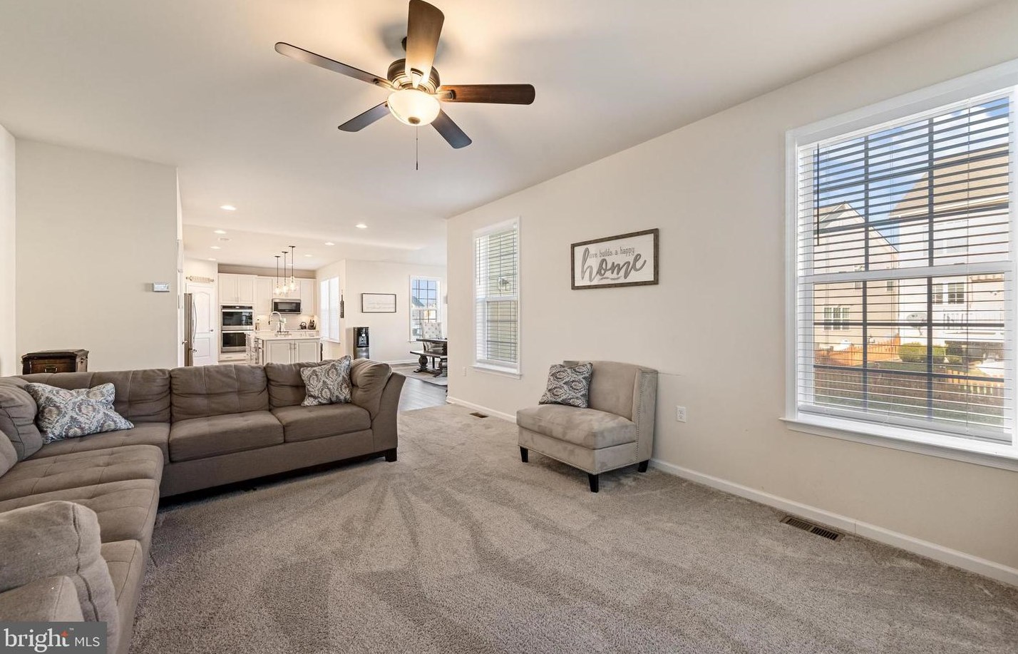 208 Station Ter, Martinsburg WV  25403-4006 exterior