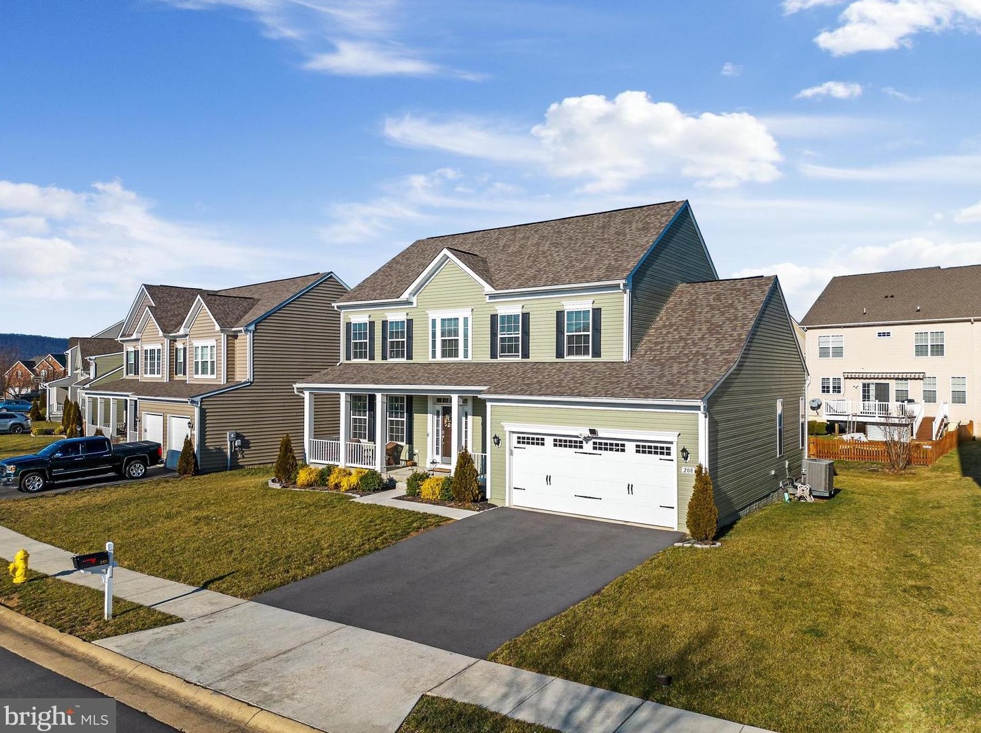 208 Station Ter, Martinsburg WV  25403-4006 exterior