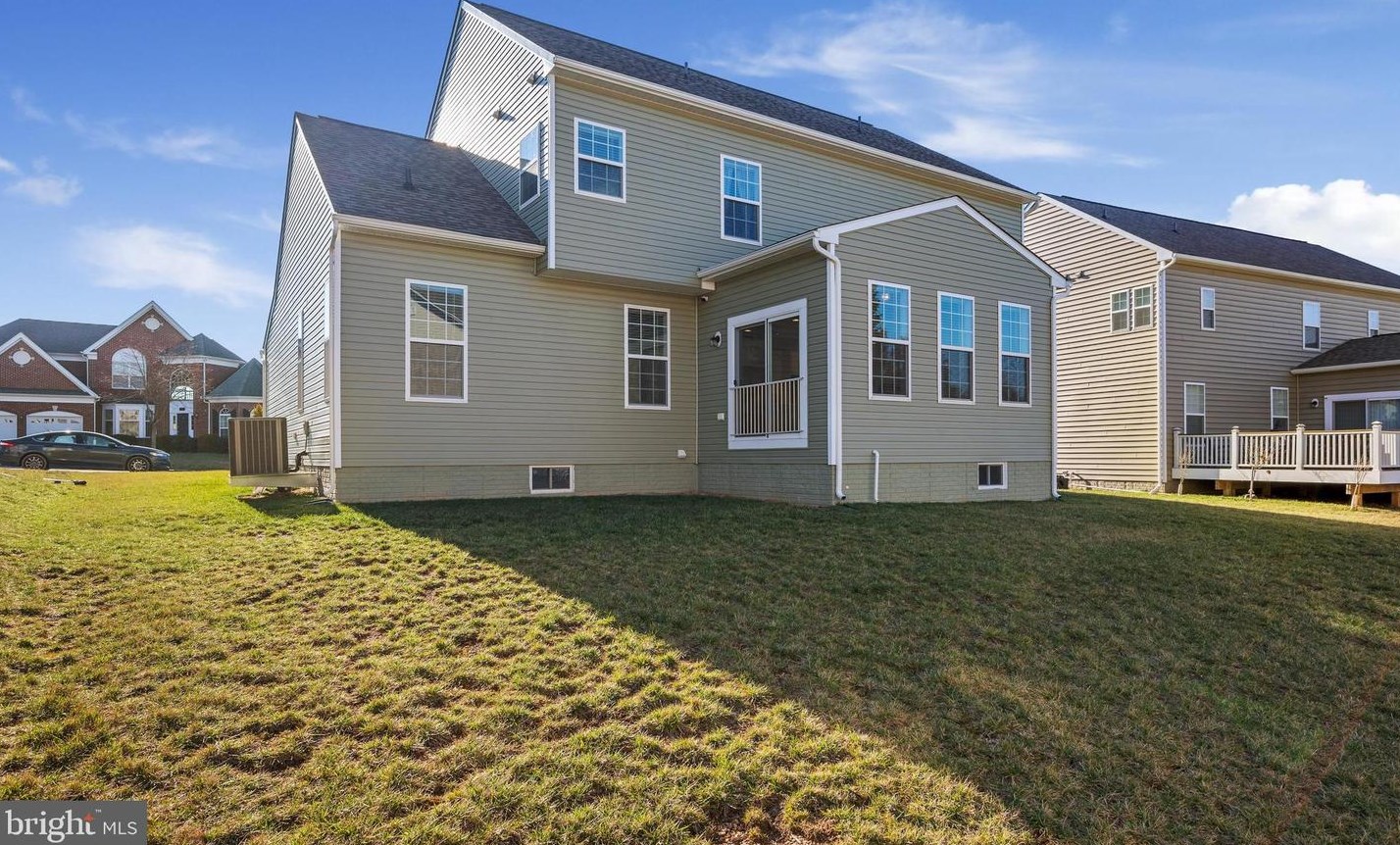 208 Station Ter, Martinsburg WV  25403-4006 exterior