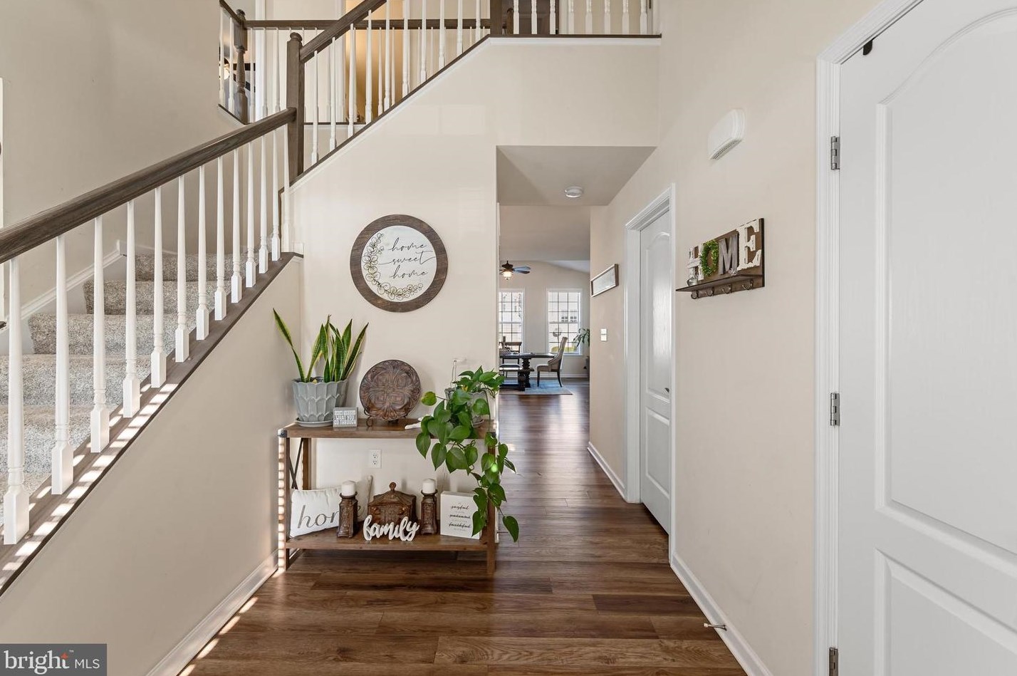 208 Station Ter, Martinsburg WV  25403-4006 exterior