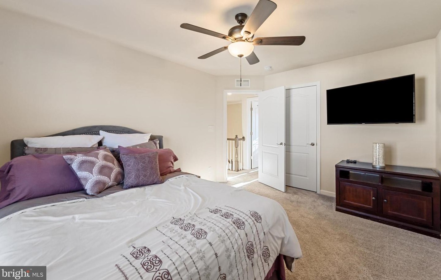 208 Station Ter, Martinsburg WV  25403-4006 exterior