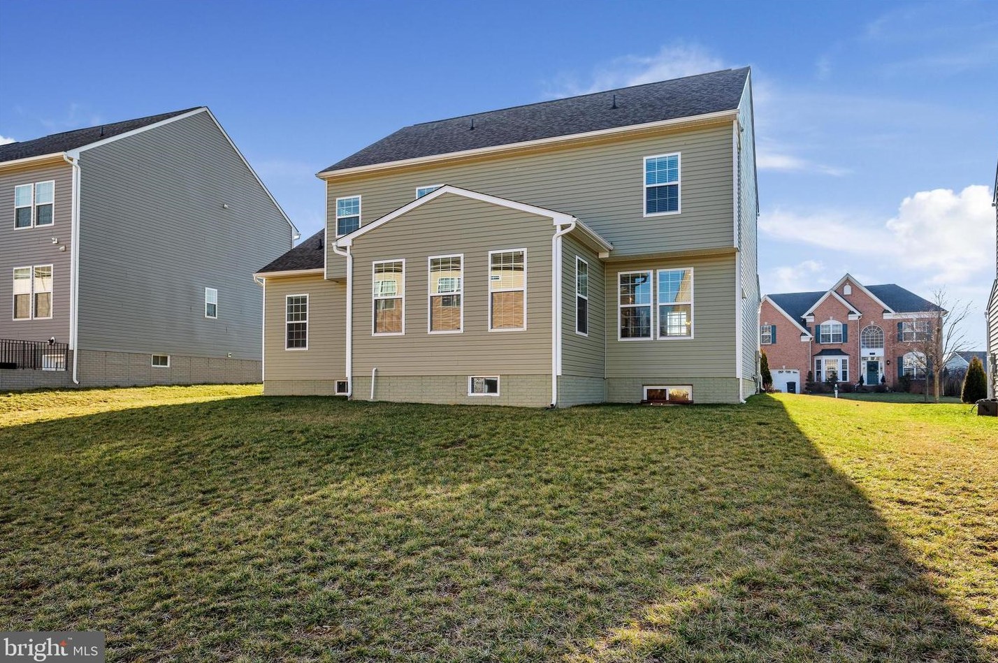 208 Station Ter, Martinsburg WV  25403-4006 exterior