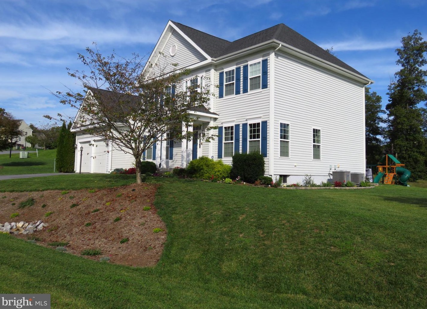 83 Tributary Trl, Falling Waters WV  25419-1149 exterior