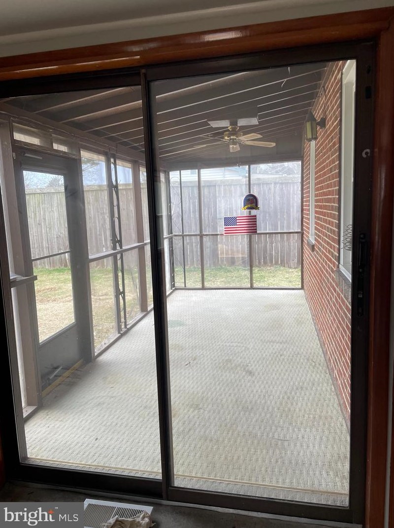 7087 Winchester Ave, Inwood WV  25428-4207 exterior