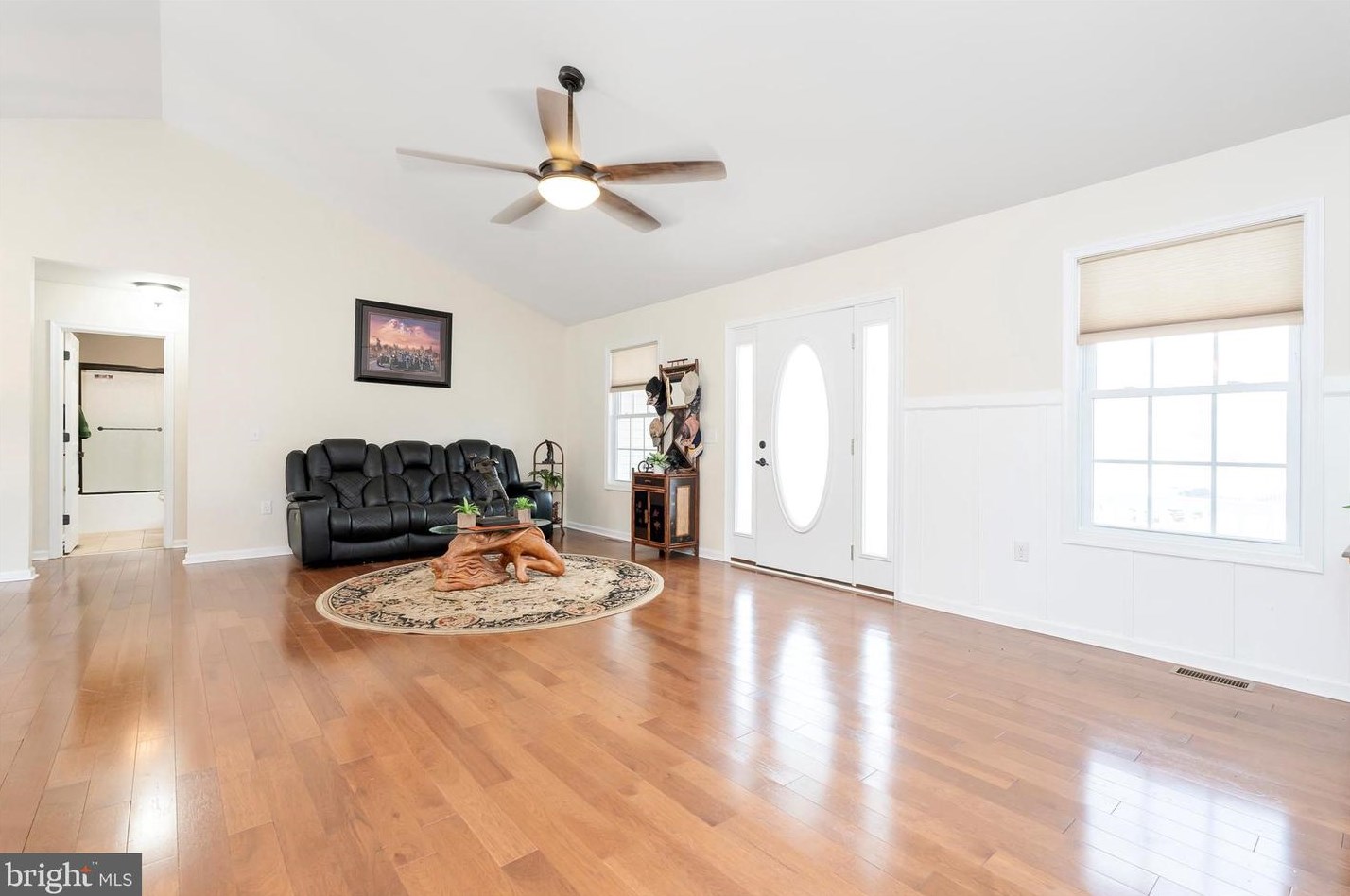 194 Executive Way, Hedgesville WV  25427-5770 exterior