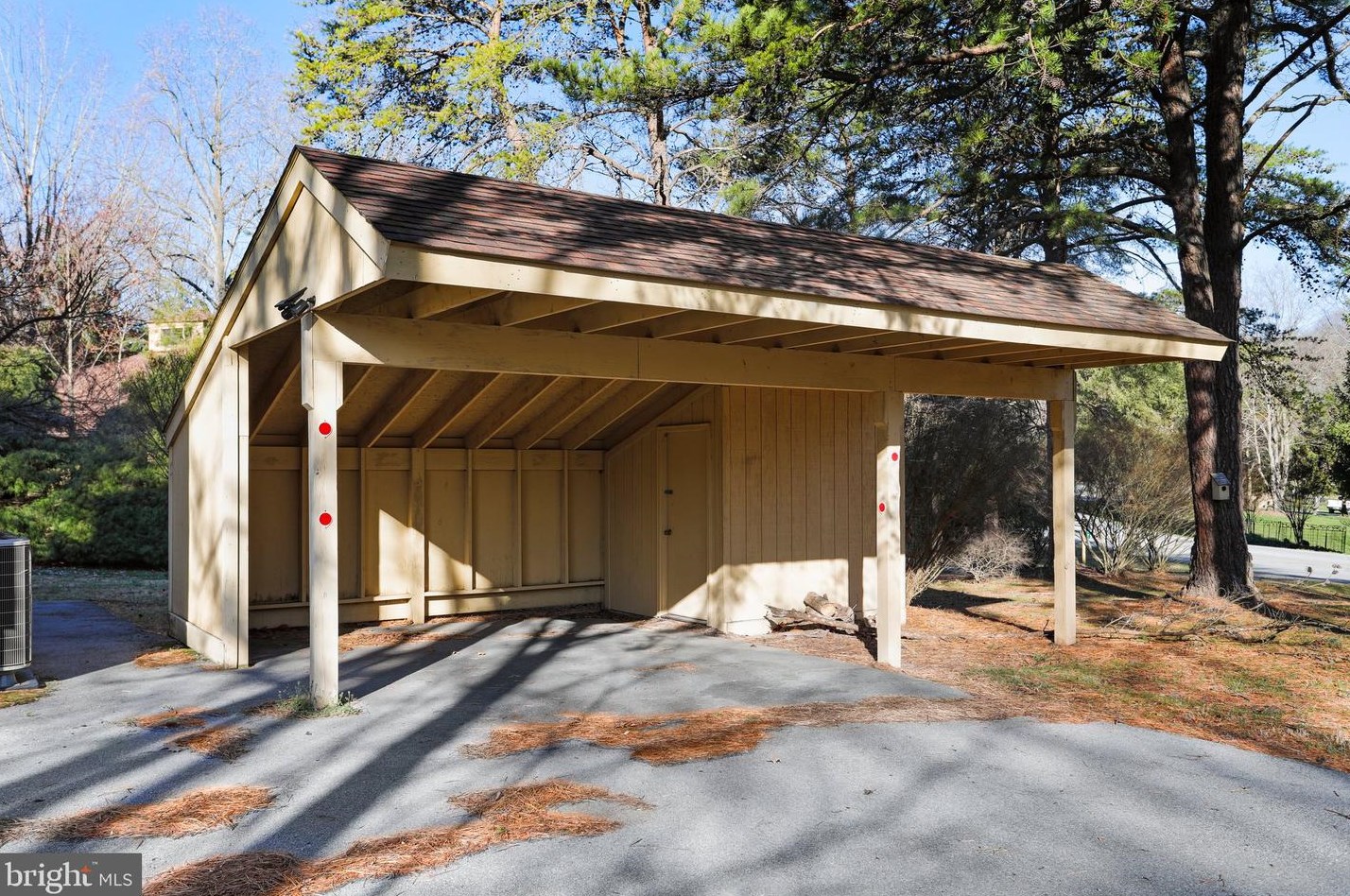 283 The Woods Rd, Hedgesville WV  25427-6886 exterior