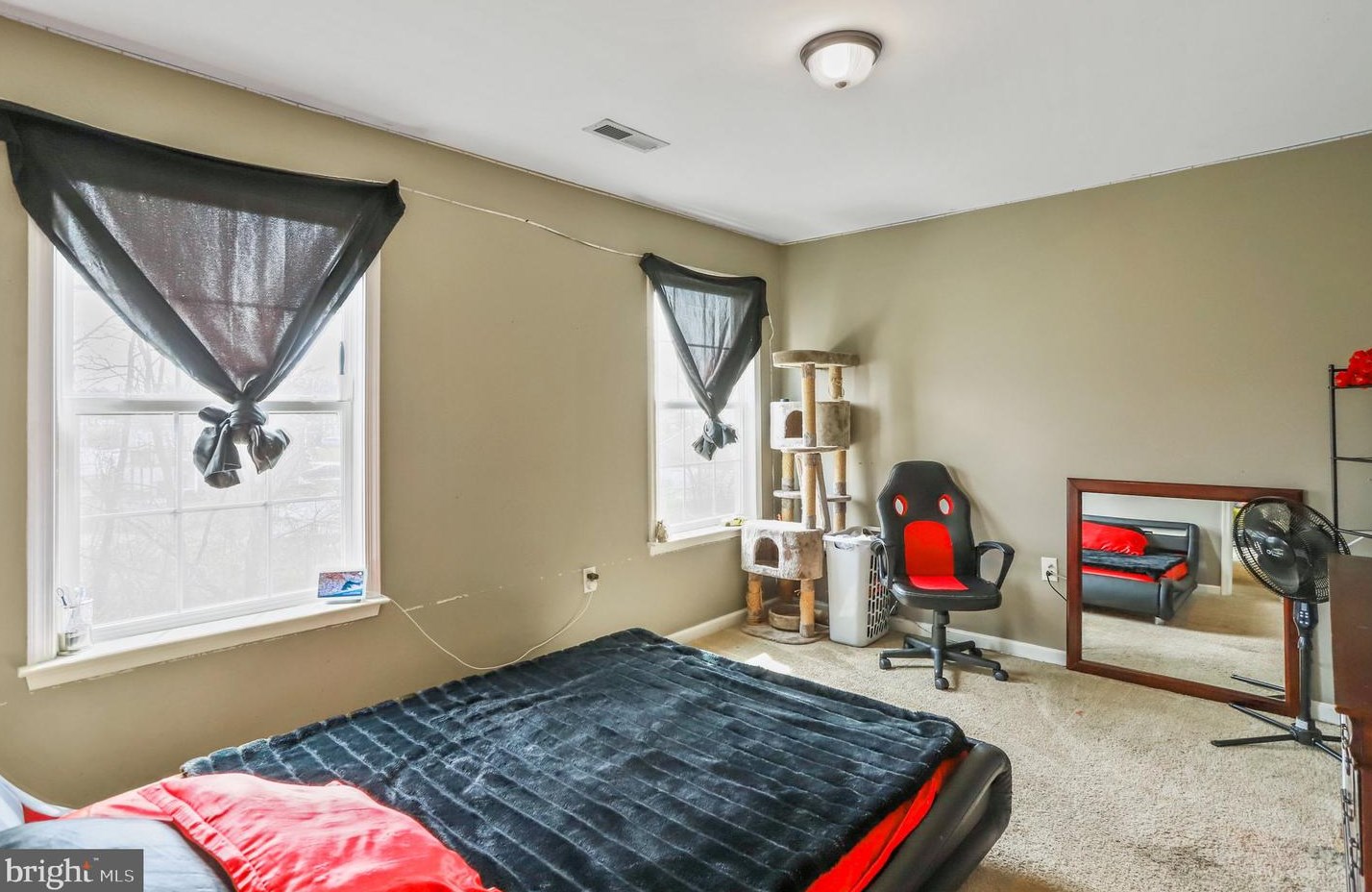 32 Seal Dr, Martinsburg WV  25405-1505 exterior