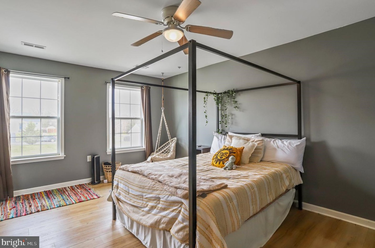 32 Seal Dr, Martinsburg WV  25405-1505 exterior