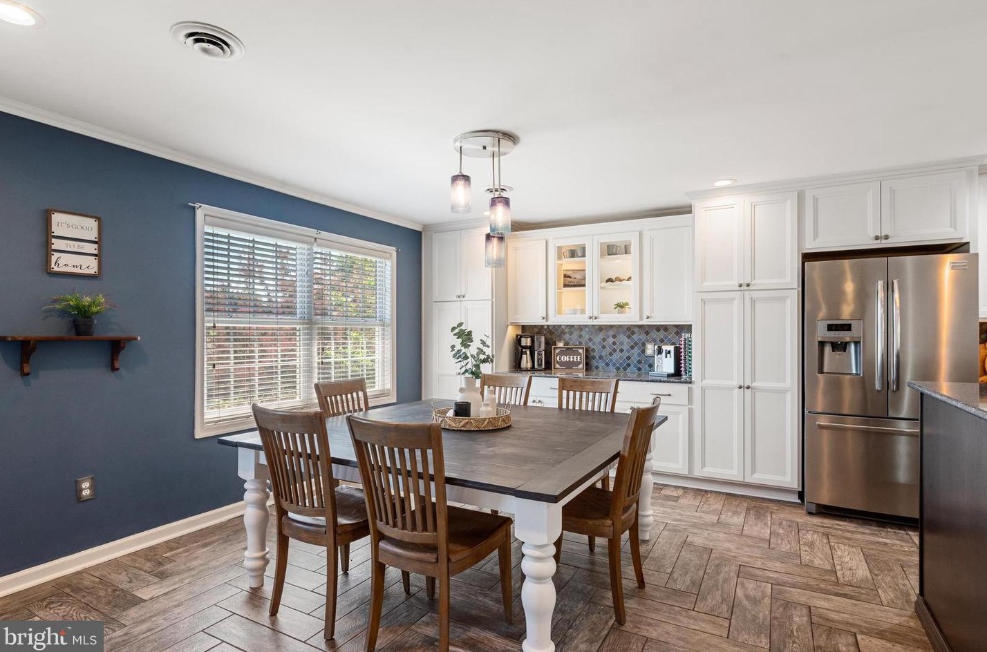 61 Putnam Dr, Inwood WV 25428-3705 exterior