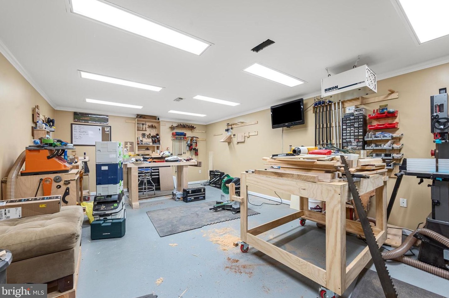 61 Putnam Dr, Inwood WV 25428-3705 exterior