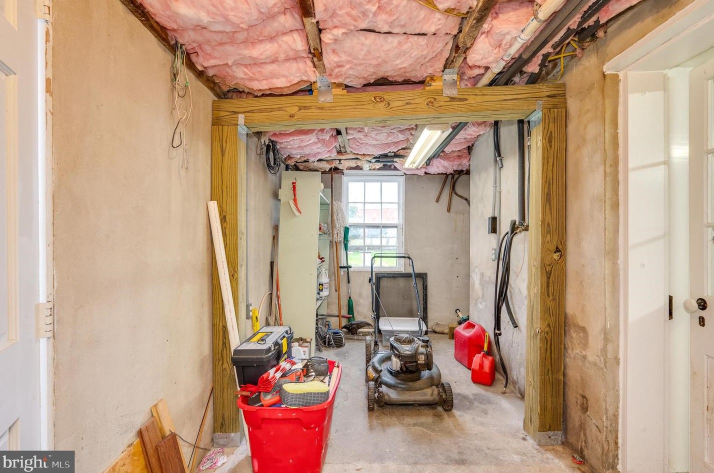 423 Martin St, Martinsburg WV  25401-2746 exterior