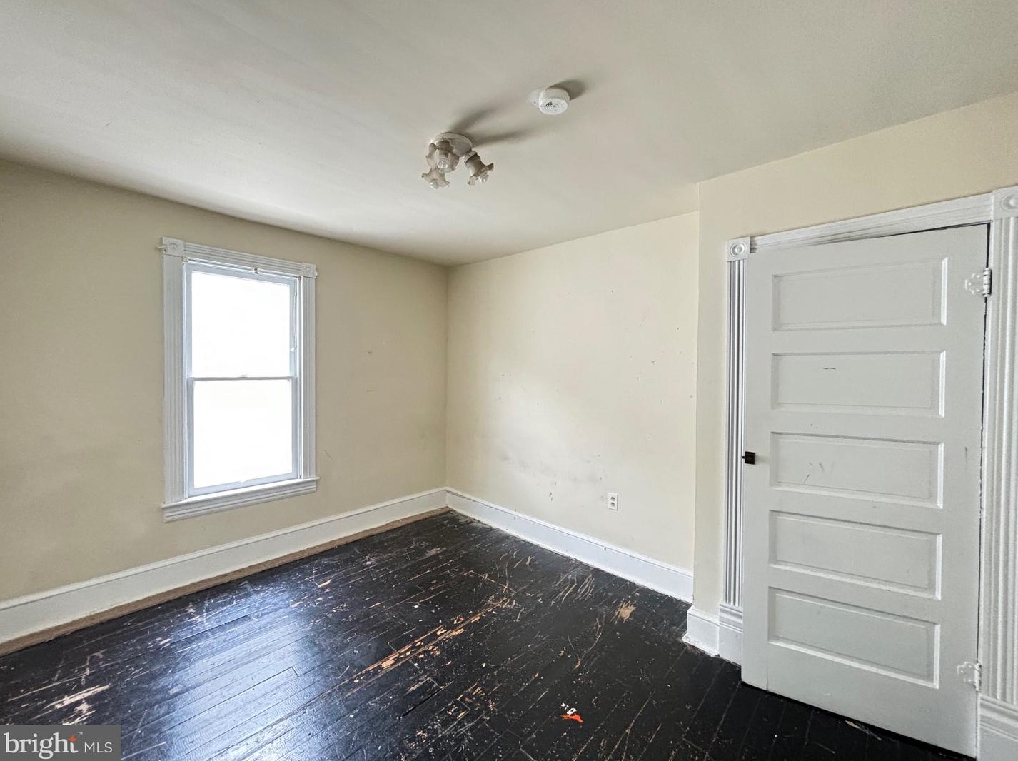 723 King St, Martinsburg WV 25401-2263 exterior