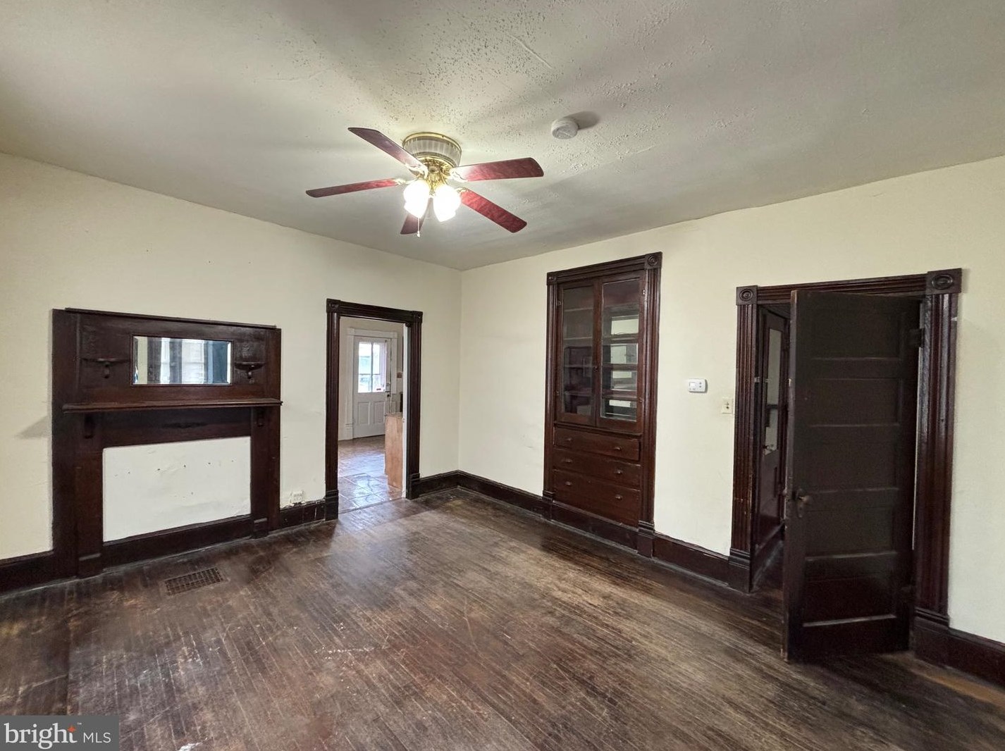 723 King St, Martinsburg WV 25401-2263 exterior