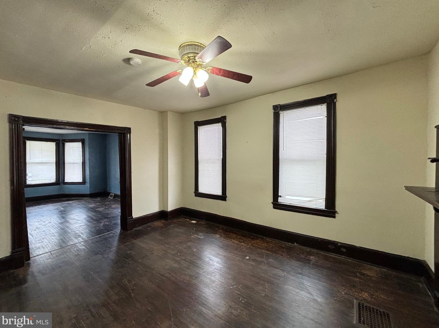 723 King St, Martinsburg WV 25401-2263 exterior