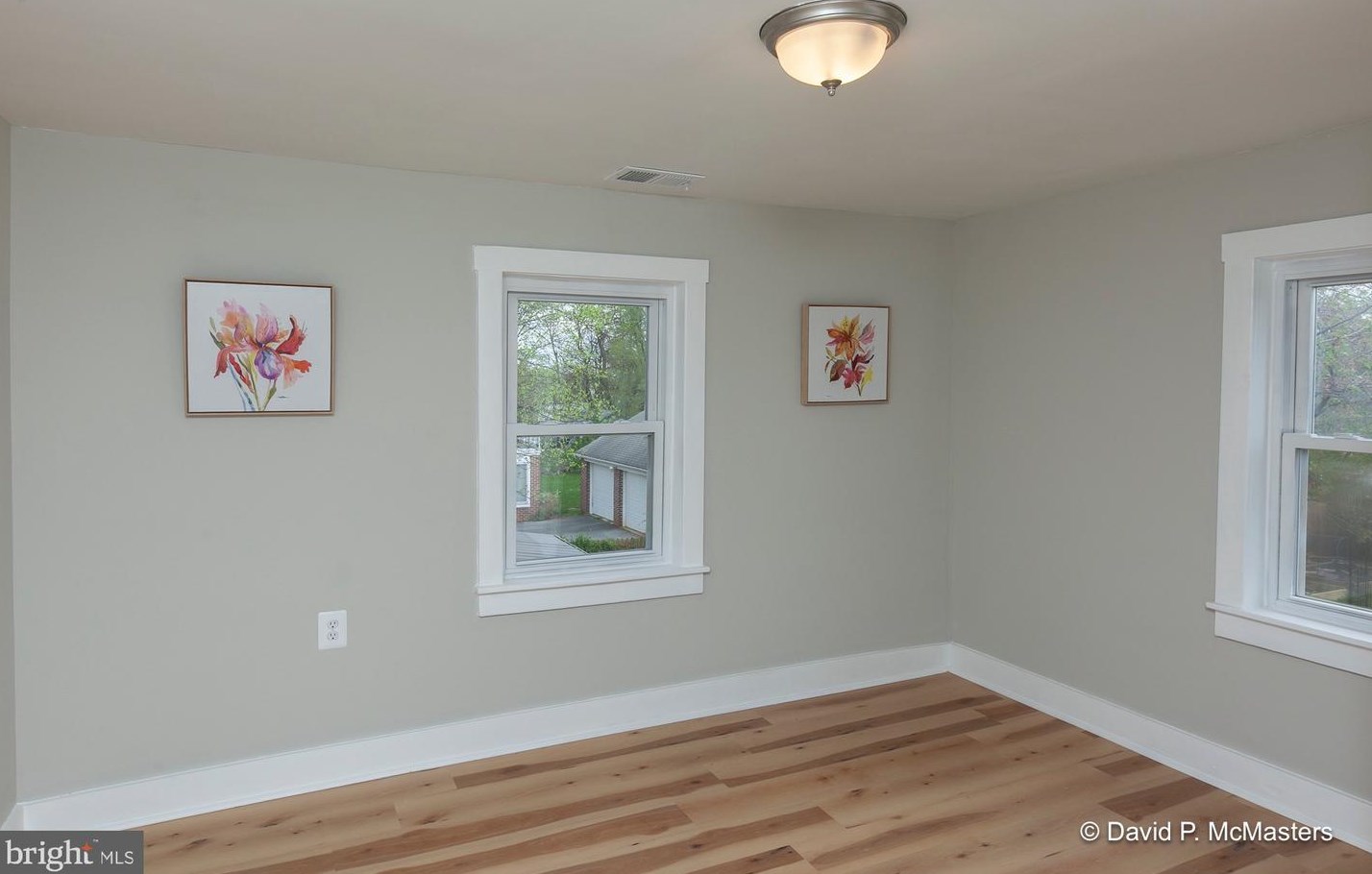 934 Virginia Ave, Martinsburg WV 25401-1737 exterior