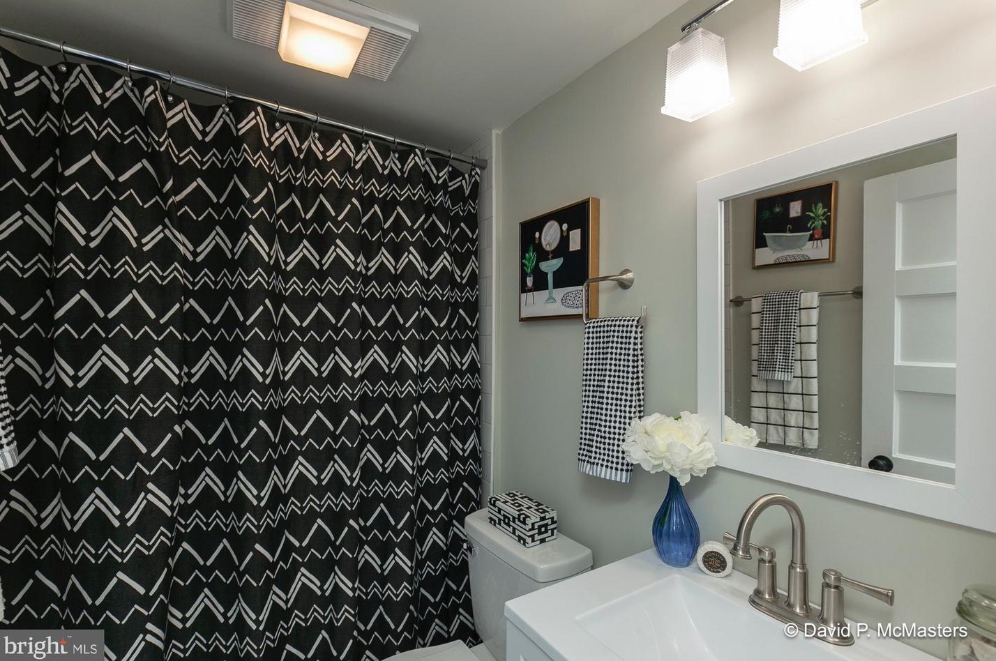 934 Virginia Ave, Martinsburg WV 25401-1737 exterior