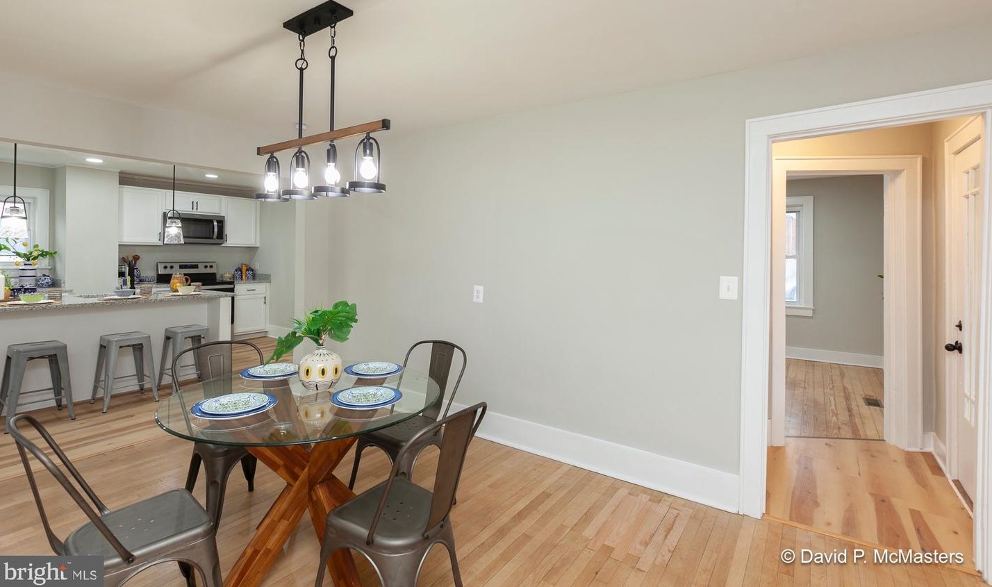 934 Virginia Ave, Martinsburg WV 25401-1737 exterior