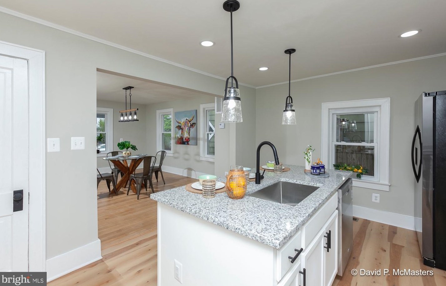 934 Virginia Ave, Martinsburg WV 25401-1737 exterior