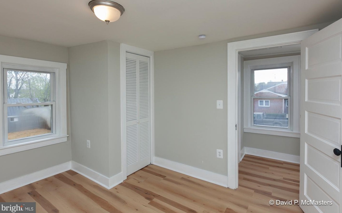 934 Virginia Ave, Martinsburg WV 25401-1737 exterior