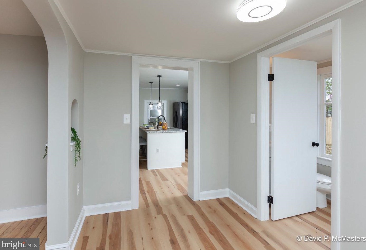 934 Virginia Ave, Martinsburg WV 25401-1737 exterior