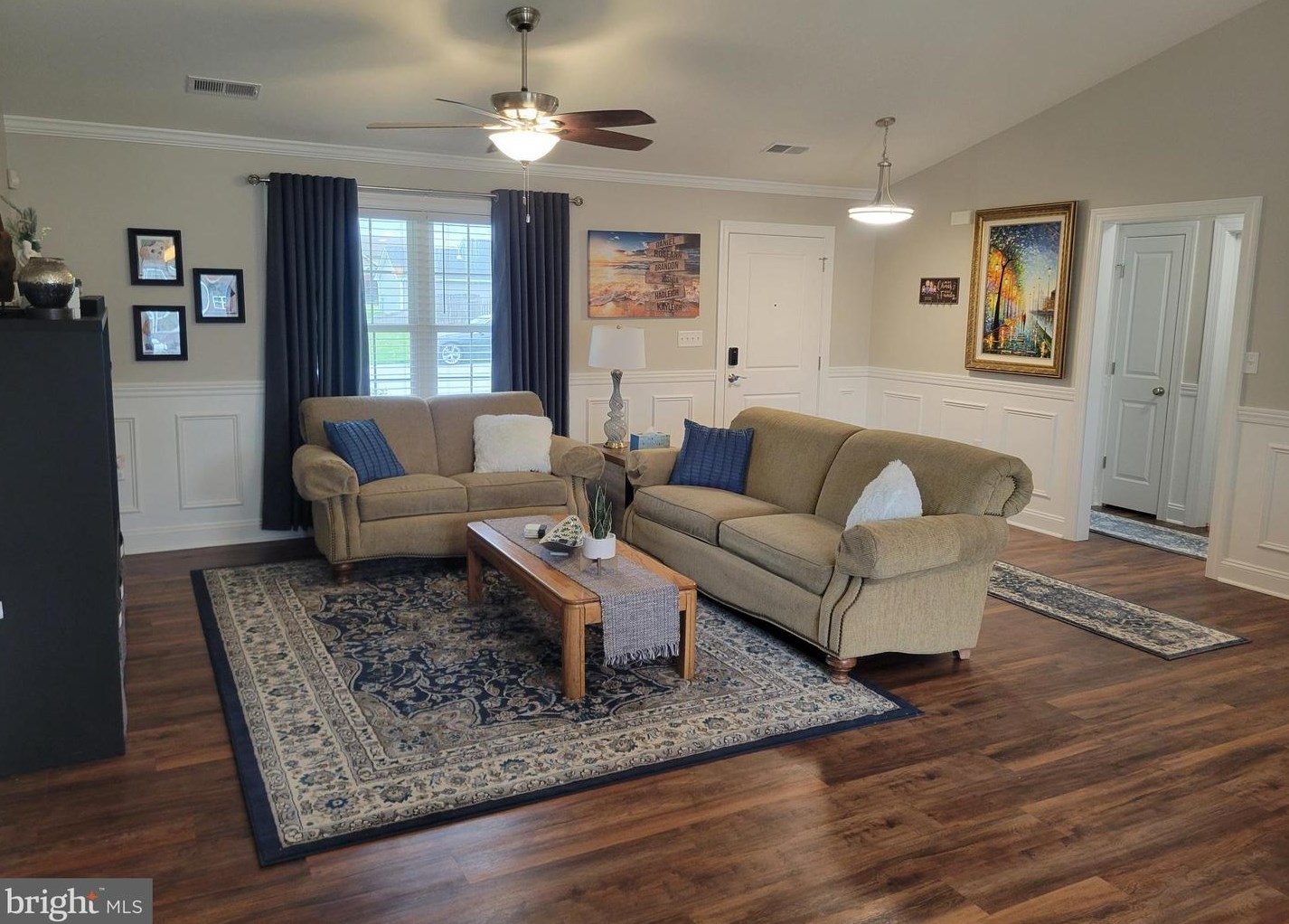 93 Ruidoso Downs Dr, Martinsburg WV  25404-1669 exterior