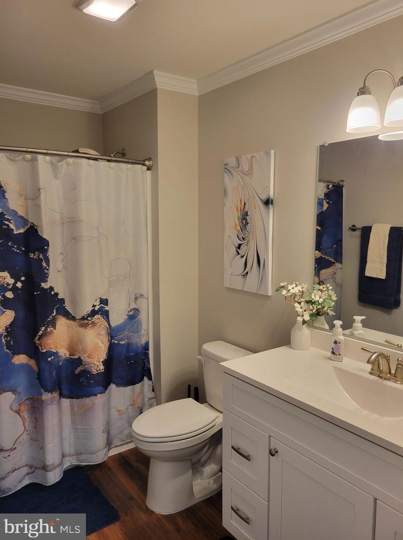 93 Ruidoso Downs Dr, Martinsburg WV  25404-1669 exterior