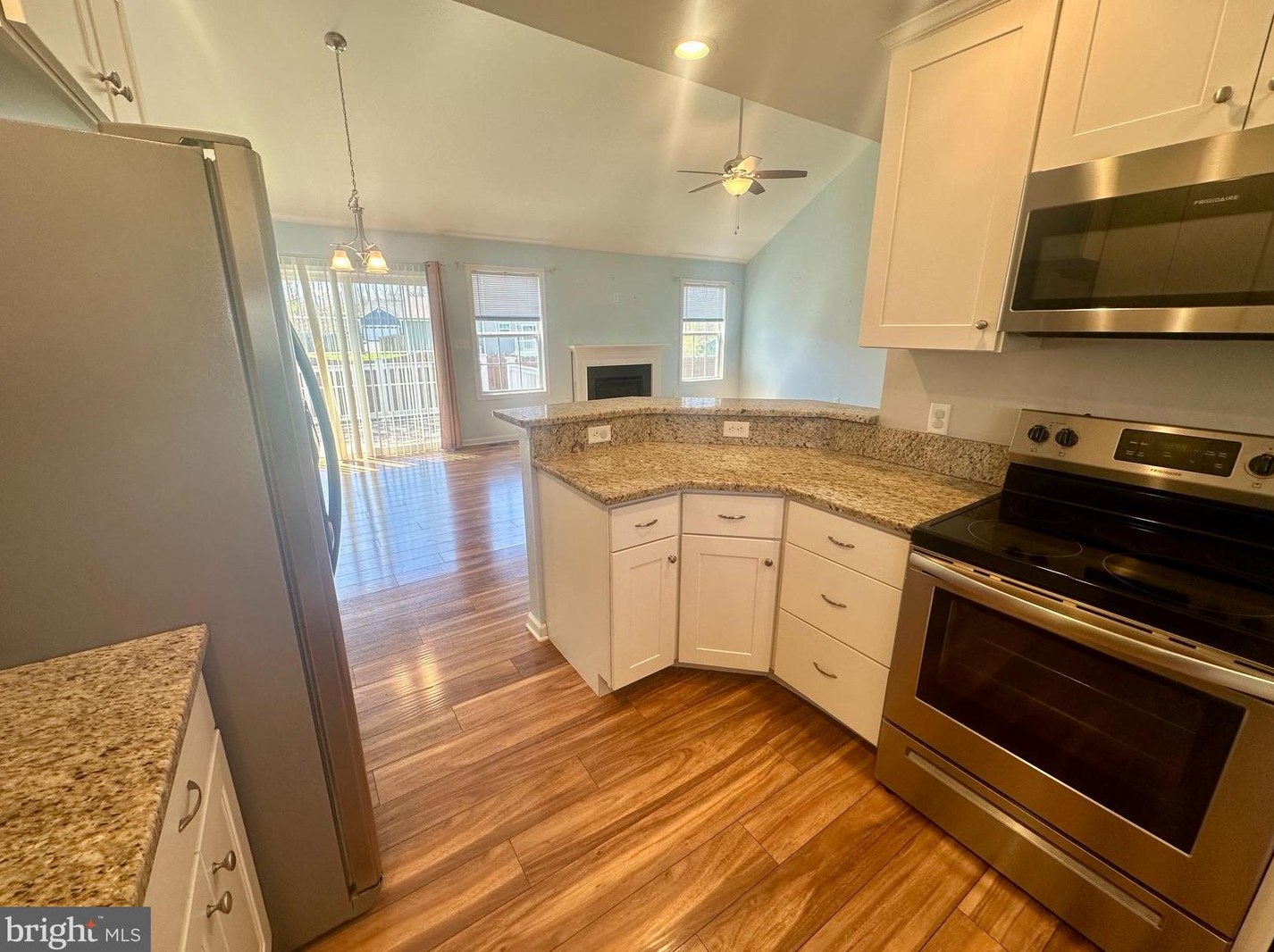 464 Executive Way, Hedgesville WV  25427-5770 exterior
