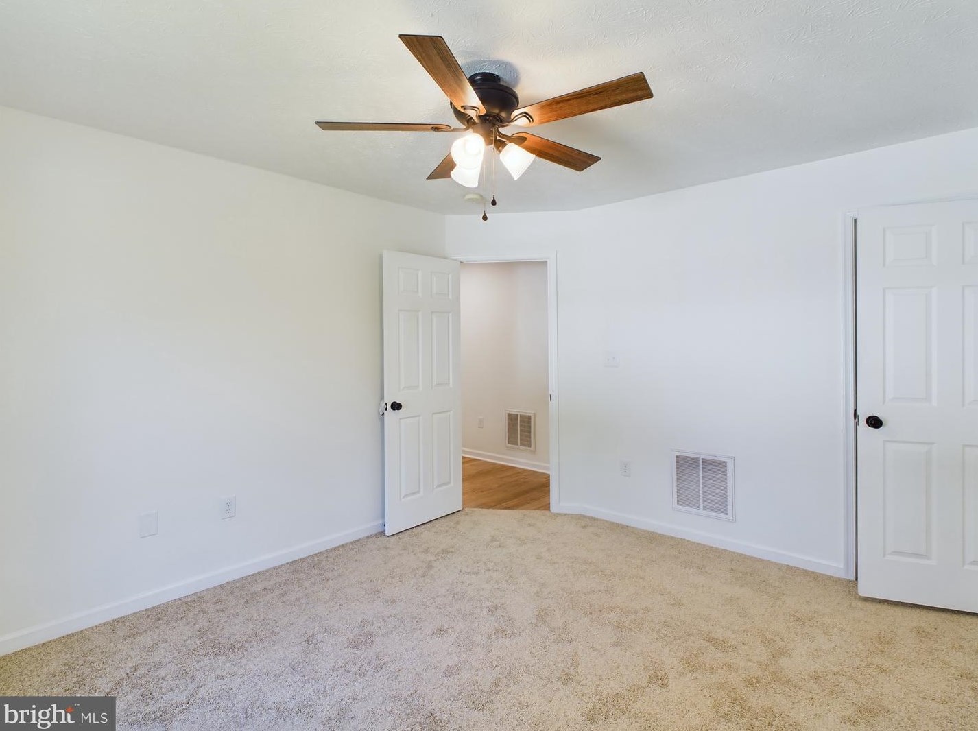 222 Dorothy Ct, Inwood WV  25428-4986 exterior