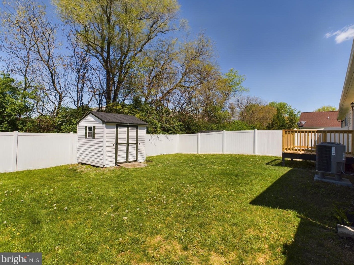 222 Dorothy Ct, Inwood WV  25428-4986 exterior